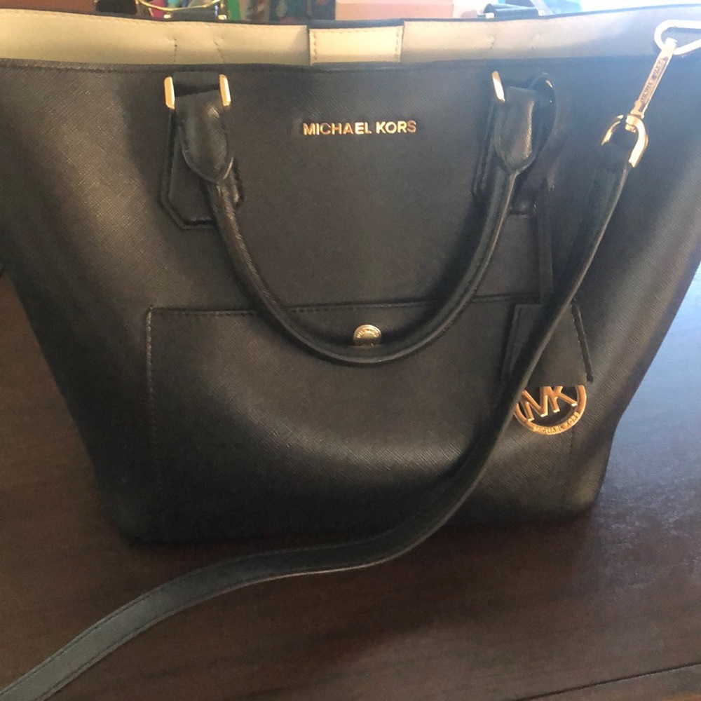 Michael Michael kors black leather tote